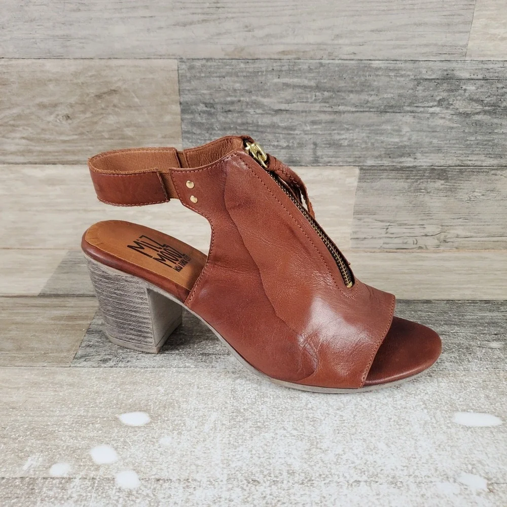 Miz Mooz Saga Womens Sandals Sz 8.5 - 9 Leather Upper Zip Slingback Block Heel